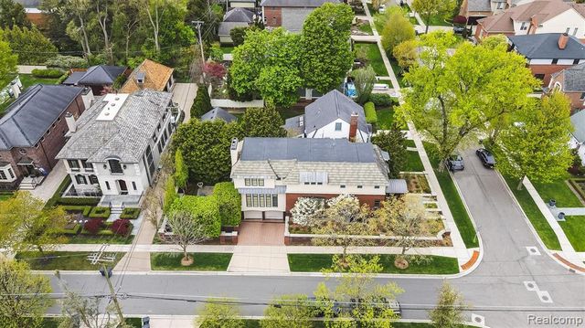 615 Hanna Street, Birmingham, MI 48009