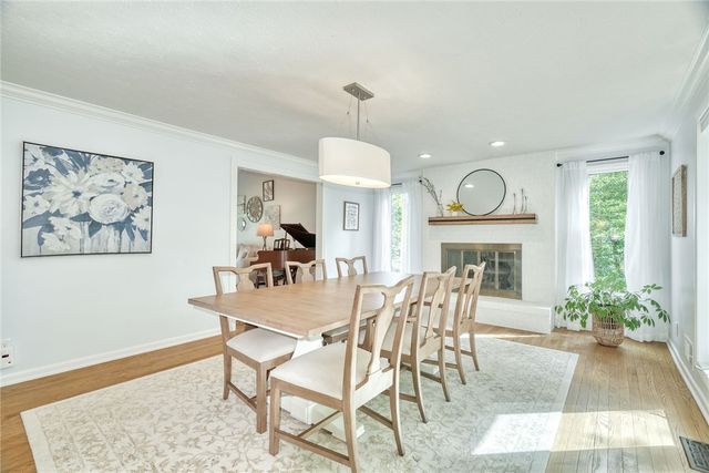 6 Millwood Court, Pittsford, NY 14534