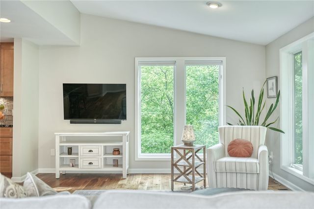 6 Millwood Court, Pittsford, NY 14534