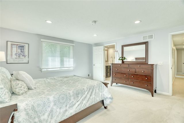 6 Millwood Court, Pittsford, NY 14534