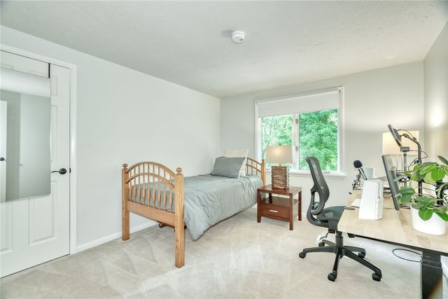 6 Millwood Court, Pittsford, NY 14534