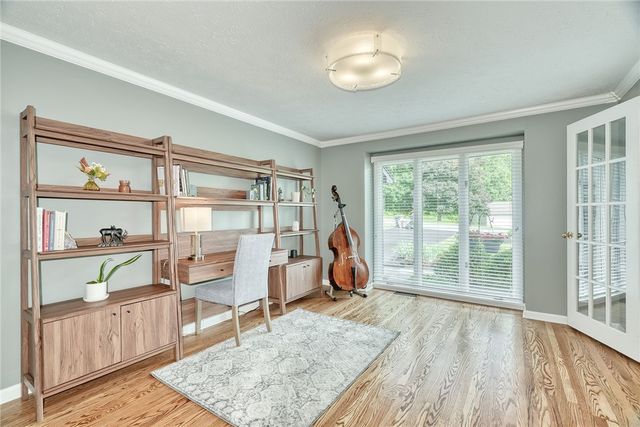 6 Millwood Court, Pittsford, NY 14534