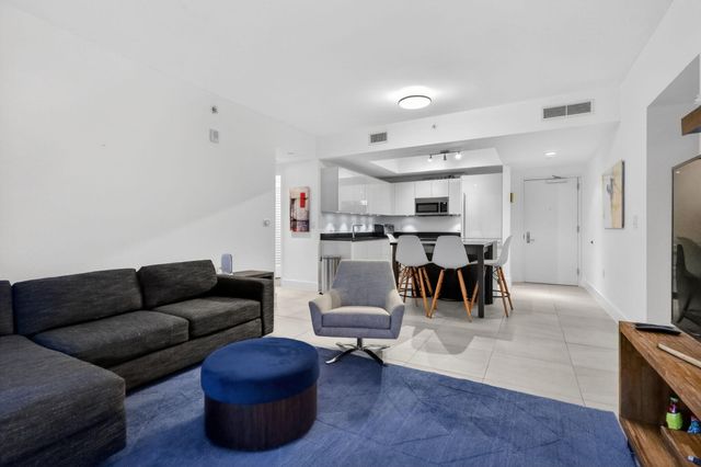 1010 Brickell Avenue 1607, Miami, FL 33131