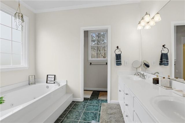 5574 Bent Grass Way, Douglasville, GA 30135