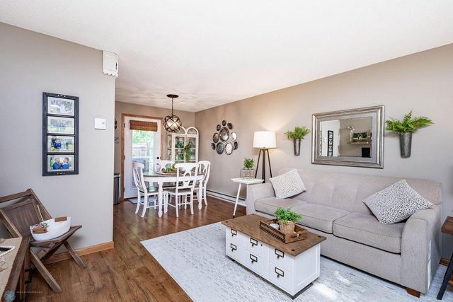 3746 10th Street N, Fargo, ND 58102