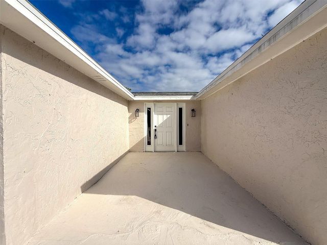 9505 DELRAY DRIVE, New Port Richey, FL 34654