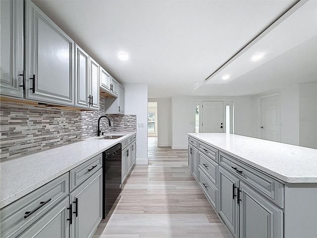 9505 DELRAY DRIVE, New Port Richey, FL 34654