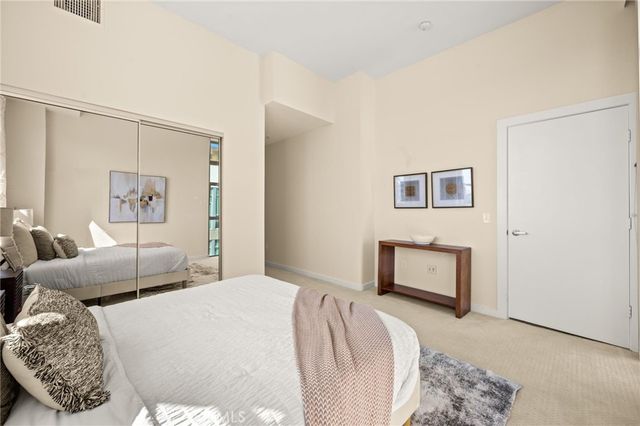 238 S Arroyo Parkway 401, Pasadena, CA 91105
