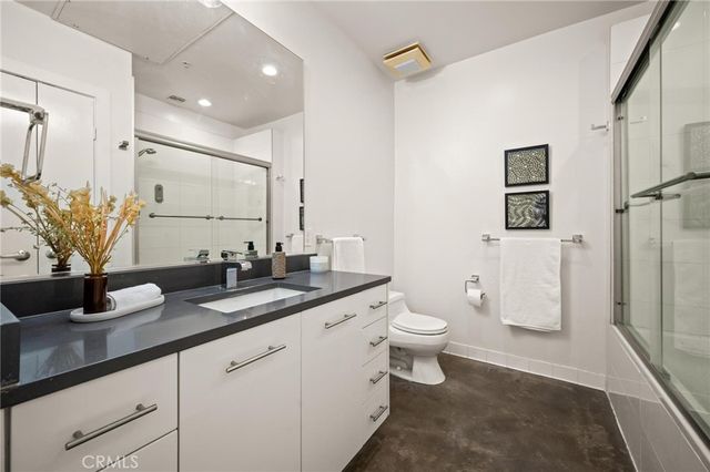 238 S Arroyo Parkway 401, Pasadena, CA 91105
