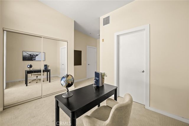 238 S Arroyo Parkway 401, Pasadena, CA 91105