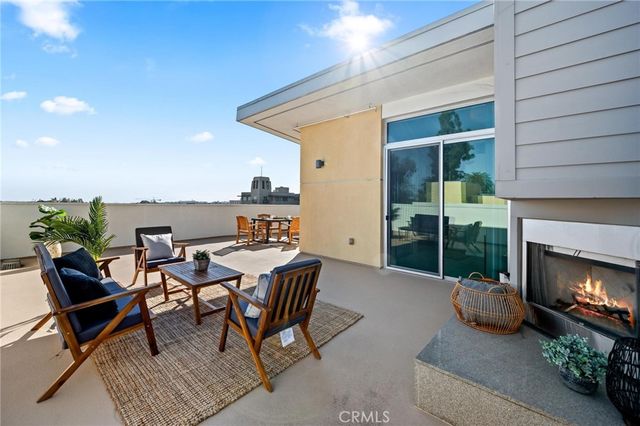 238 S Arroyo Parkway 401, Pasadena, CA 91105