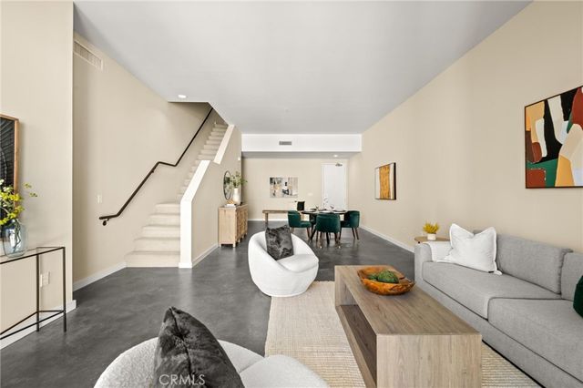 238 S Arroyo Parkway 401, Pasadena, CA 91105