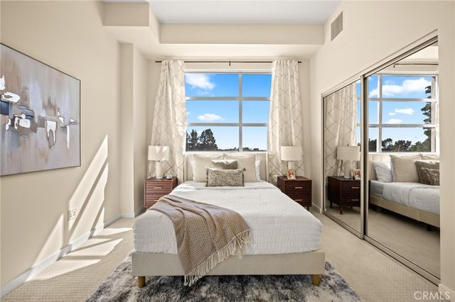 238 S Arroyo Parkway 401, Pasadena, CA 91105