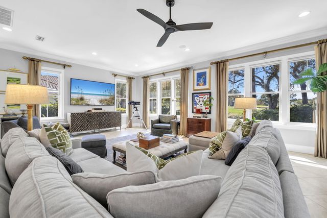 2535 Vineyard Lane, Miramar Beach, FL 32550
