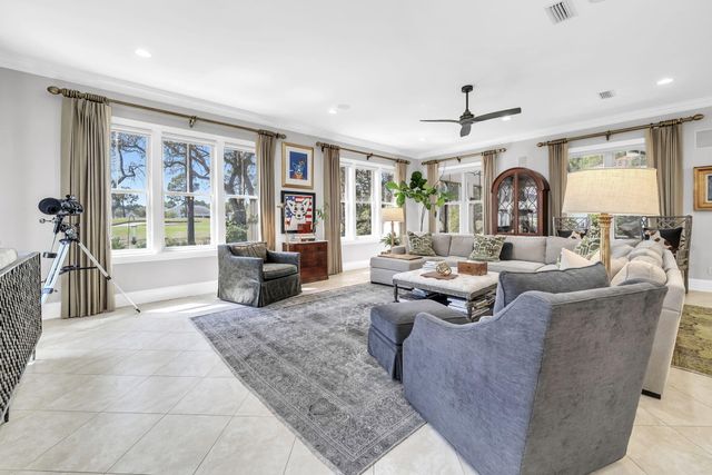 2535 Vineyard Lane, Miramar Beach, FL 32550