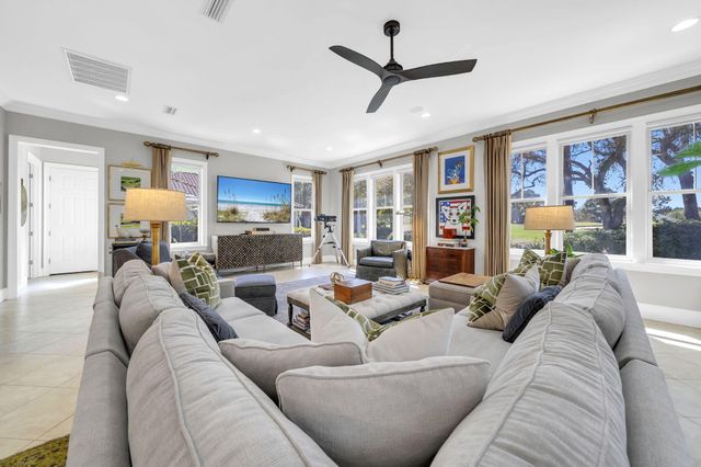 2535 Vineyard Lane, Miramar Beach, FL 32550