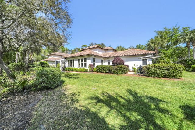 2535 Vineyard Lane, Miramar Beach, FL 32550