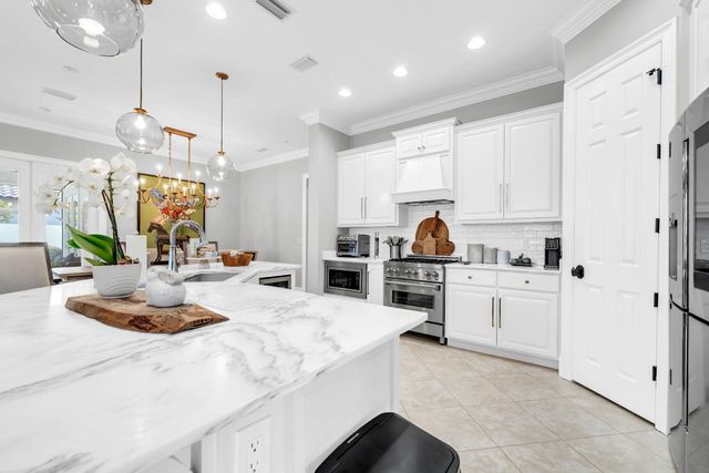 2535 Vineyard Lane, Miramar Beach, FL 32550