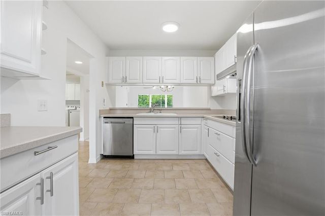 3031 Sandpiper Bay CIR F205, Naples, FL 34112