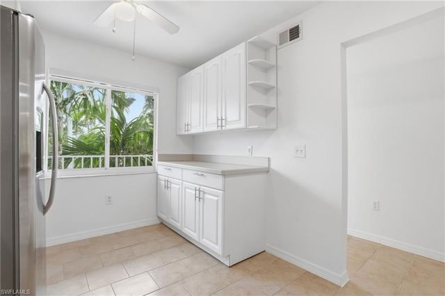 3031 Sandpiper Bay CIR F205, Naples, FL 34112