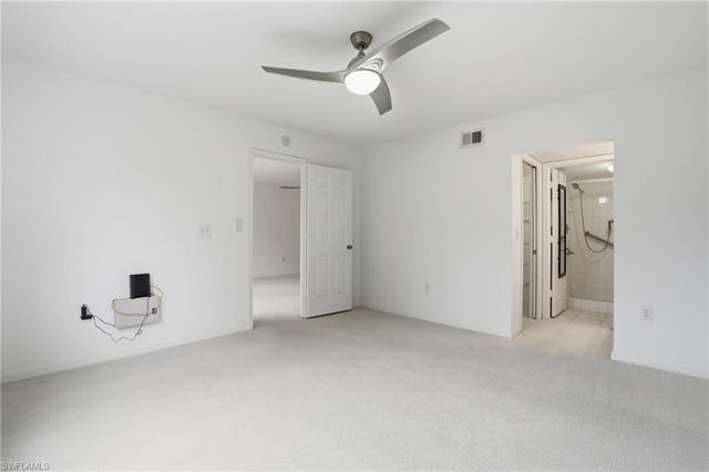 3031 Sandpiper Bay CIR F205, Naples, FL 34112