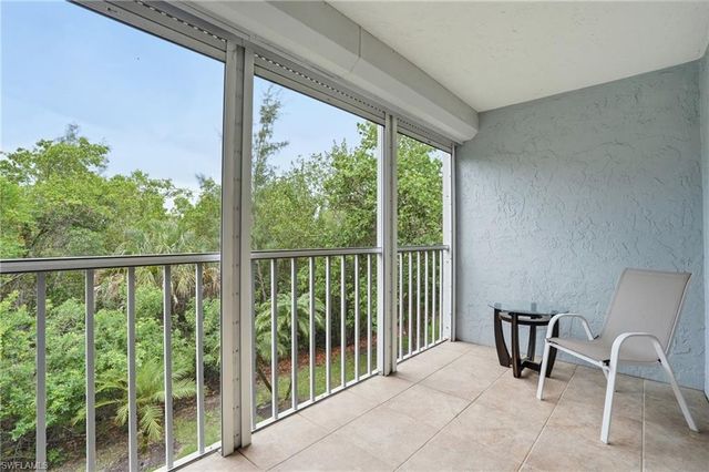 3031 Sandpiper Bay CIR F205, Naples, FL 34112