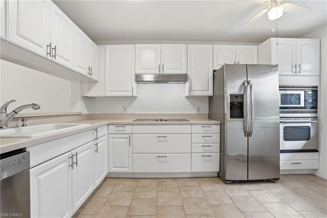 3031 Sandpiper Bay CIR F205, Naples, FL 34112