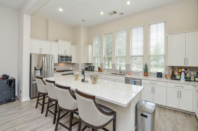 18214 Lake Eagle Drive, Cypress, TX 77433