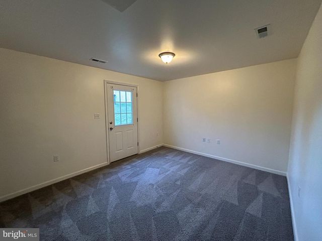 80 CARNEGIE LINKS DR, Martinsburg, WV 25405