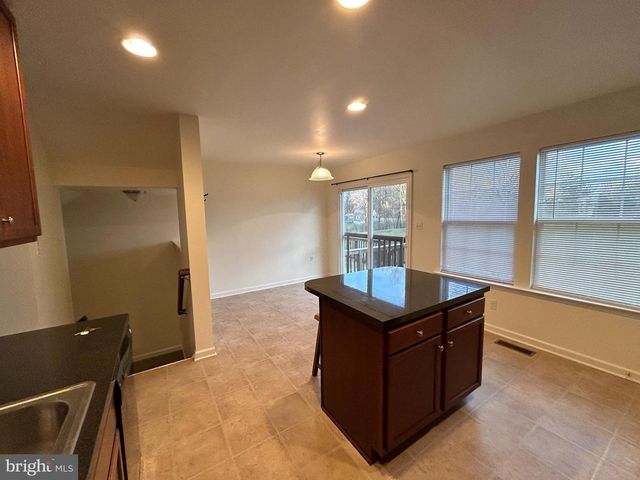 80 CARNEGIE LINKS DR, Martinsburg, WV 25405