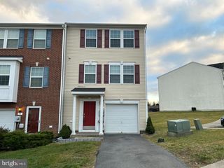 80 CARNEGIE LINKS DR, Martinsburg, WV 25405