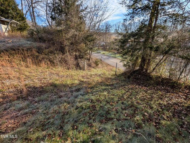 9304 Hunters Valley West Road, Duffield, VA 24244