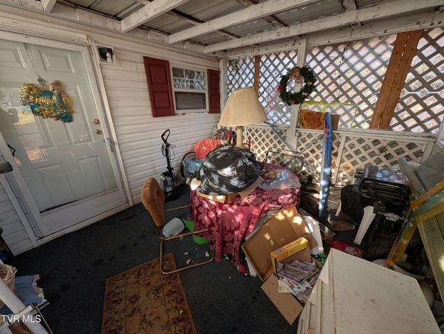 9304 Hunters Valley West Road, Duffield, VA 24244