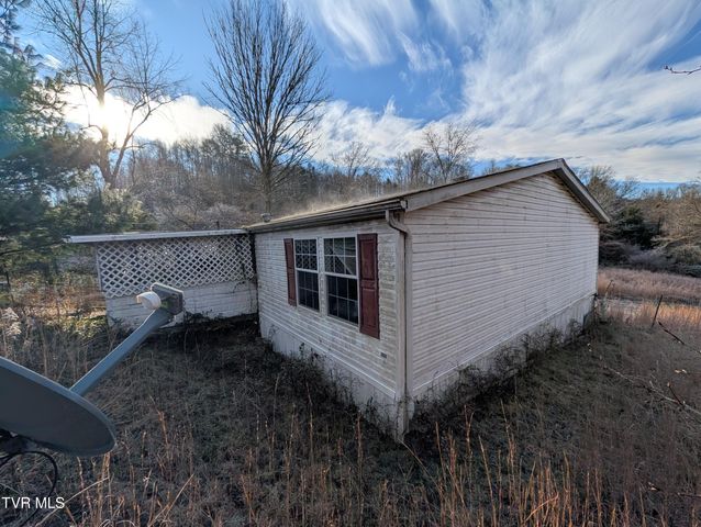 9304 Hunters Valley West Road, Duffield, VA 24244