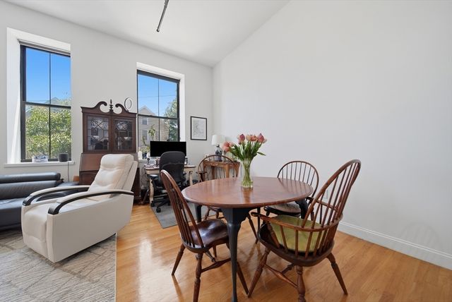 220 Spencer Ave 104, Chelsea, MA 02150