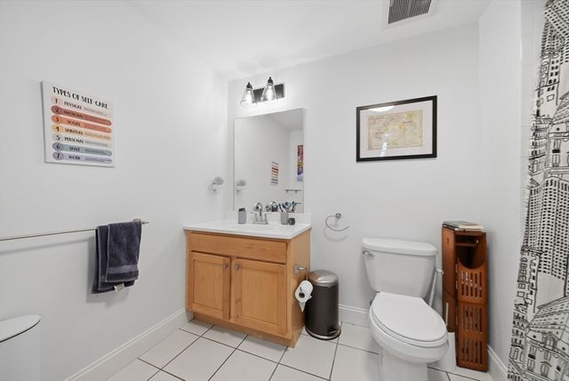 220 Spencer Ave 104, Chelsea, MA 02150