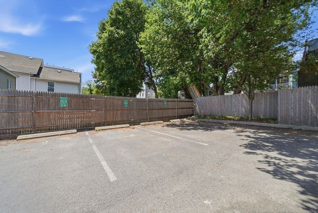 220 Spencer Ave 104, Chelsea, MA 02150
