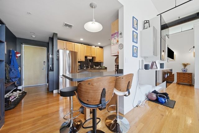 220 Spencer Ave 104, Chelsea, MA 02150