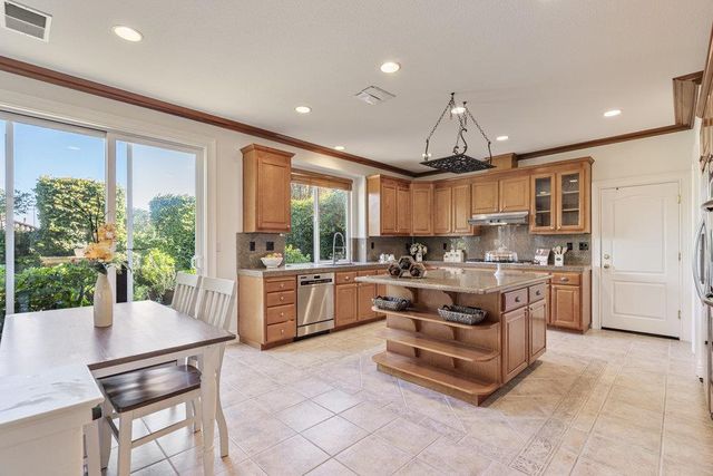 310 Via Vaquero Norte, San Juan Bautista, CA 95045