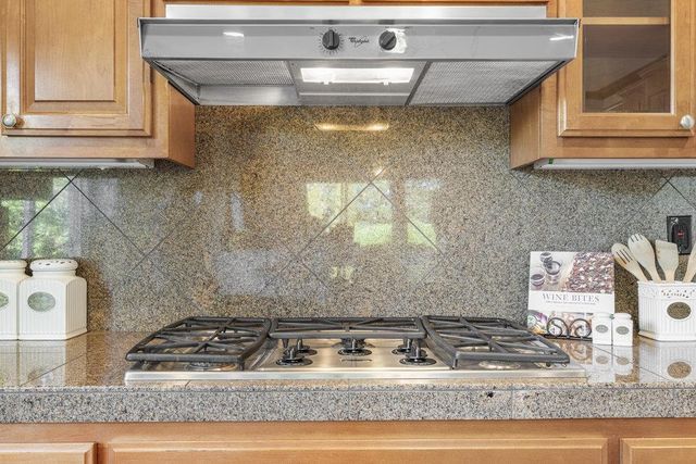 310 Via Vaquero Norte, San Juan Bautista, CA 95045