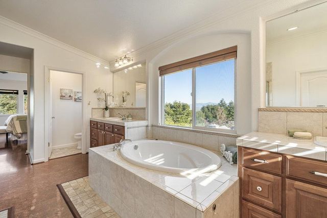 310 Via Vaquero Norte, San Juan Bautista, CA 95045