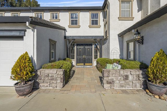 310 Via Vaquero Norte, San Juan Bautista, CA 95045