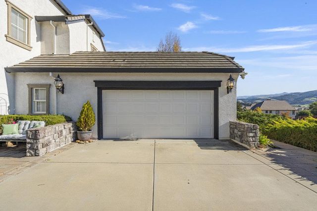 310 Via Vaquero Norte, San Juan Bautista, CA 95045