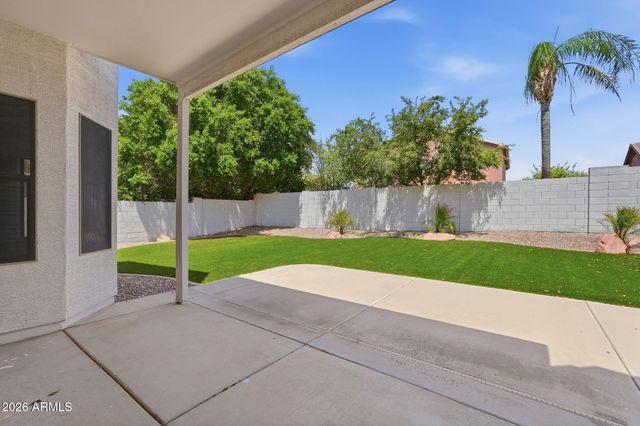 10236 E CARMEL Avenue, Mesa, AZ 85208