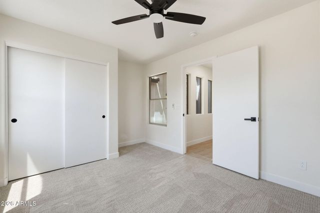10236 E CARMEL Avenue, Mesa, AZ 85208