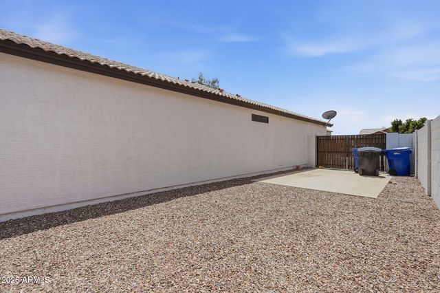 10236 E CARMEL Avenue, Mesa, AZ 85208