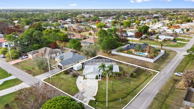 501 SW Todd Avenue, Port St. Lucie, FL 34983