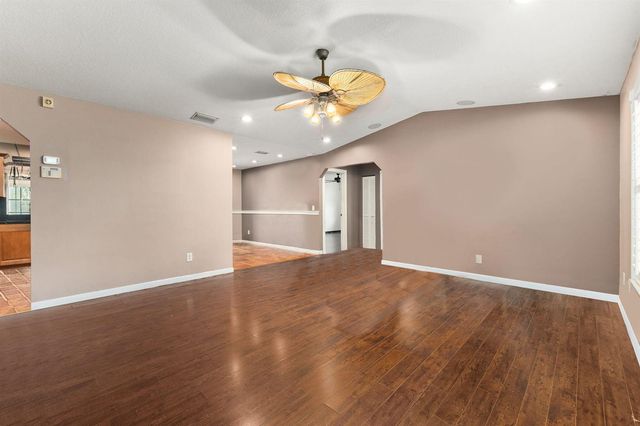 501 SW Todd Avenue, Port St. Lucie, FL 34983