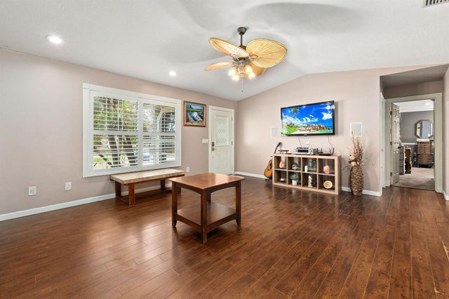 501 SW Todd Avenue, Port St. Lucie, FL 34983