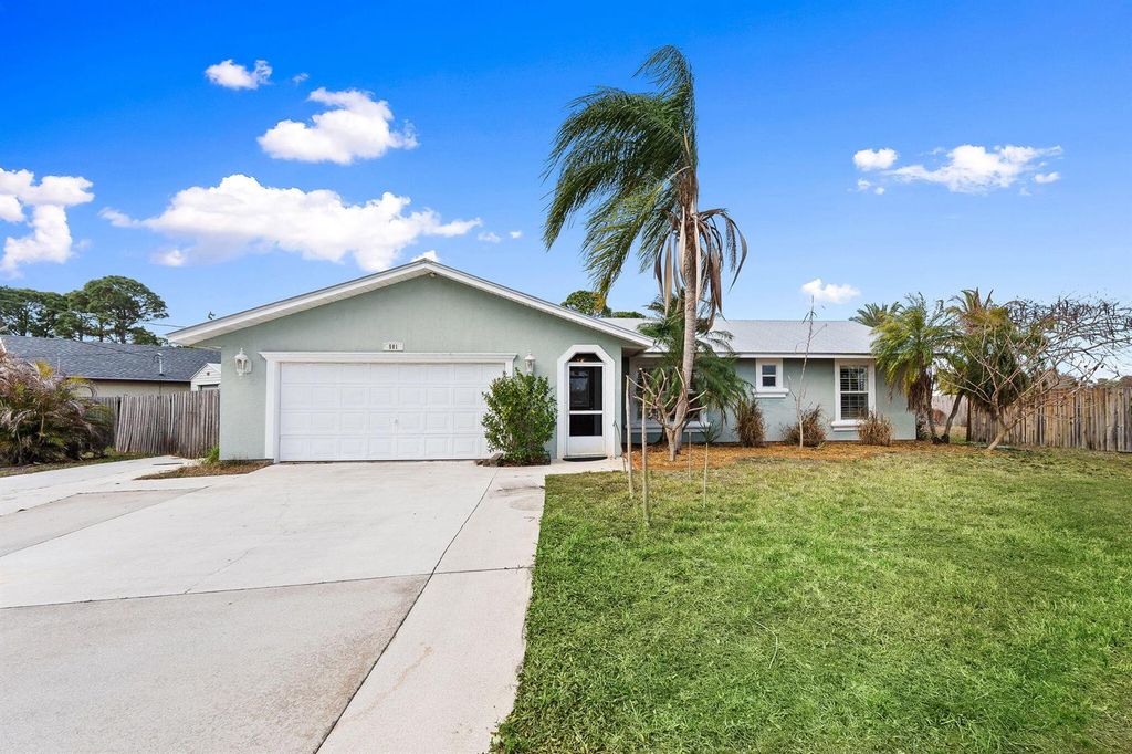 501 SW Todd Avenue, Port St. Lucie, FL 34983